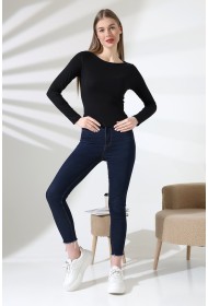 21897 KADIN KAYIK YAKA FULL LYC KOMPAKT PENYE RİB UZUN KOL TSHIRT 21897 KADIN KAYIK YAKA FULL LYC KOMPAKT PENYE RİB UZUN KOL TSHIRT