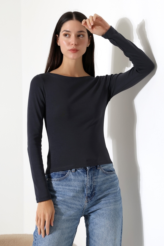 21897 KADIN KAYIK YAKA FULL LYC KOMPAKT PENYE RİB UZUN KOL TSHIRT 21897 KADIN KAYIK YAKA FULL LYC KOMPAKT PENYE RİB UZUN KOL TSHIRT