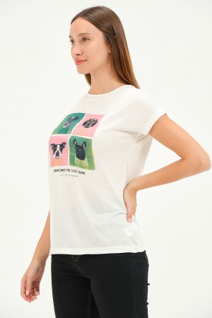 20601 GÖZLÜKLÜ 4 KÖPEK BASK. KADIN KISA KOLU BEDENDE VSK TSHIRT