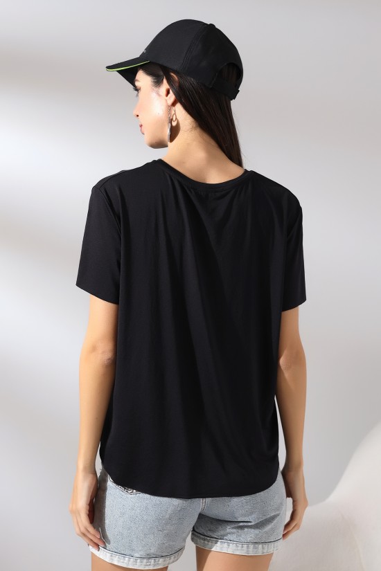 21638 KADIN GENİŞ BİSİKLET YAKA KISA KOLU VE ETEĞİ DİKİŞSİZ MİKROFAY TSHIRT 21638 KADIN GENİŞ BİSİKLET YAKA KISA KOLU VE ETEĞİ DİKİŞSİZ MİKROFAY TSHIRT