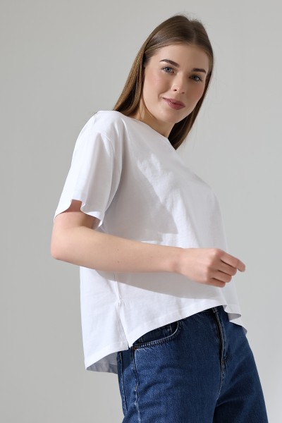 21929 KADIN KISA KOL GENİŞ VE YANLARI YIRTMAÇLI ARKASI OVAL BİSİKLET YAKA TSHIRT 21929 KADIN KISA KOL GENİŞ VE YANLARI YIRTMAÇLI ARKASI OVAL BİSİKLET YAKA TSHIRT