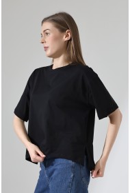 21929 KADIN KISA KOL GENİŞ VE YANLARI YIRTMAÇLI ARKASI OVAL BİSİKLET YAKA TSHIRT 21929 KADIN KISA KOL GENİŞ VE YANLARI YIRTMAÇLI ARKASI OVAL BİSİKLET YAKA TSHIRT