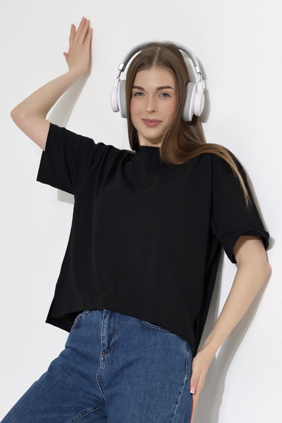 21929 KADIN KISA KOL GENİŞ VE YANLARI YIRTMAÇLI ARKASI OVAL BİSİKLET YAKA TSHIRT 21929 KADIN KISA KOL GENİŞ VE YANLARI YIRTMAÇLI ARKASI OVAL BİSİKLET YAKA TSHIRT