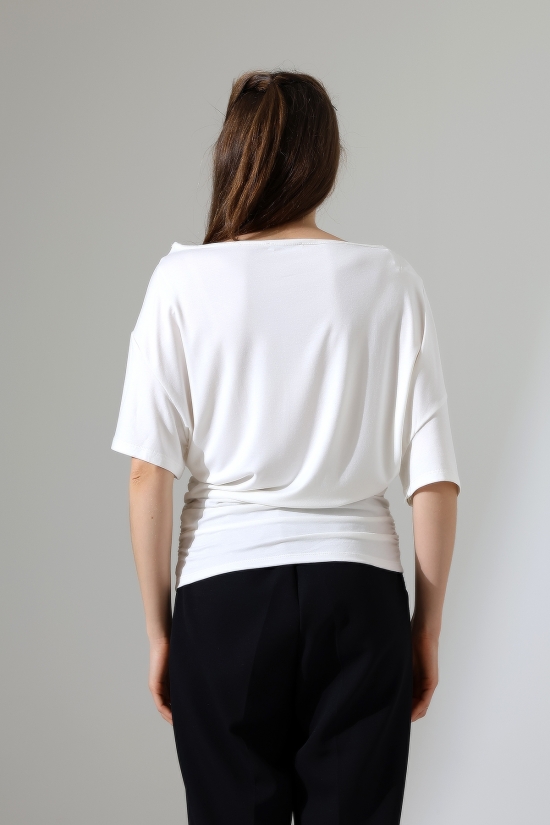 22273 KADIN KAYIK YAKA VORTFULL LYCVSK KISA KOL YARASA KESİM KISAKOL YANLARI BÜZGÜLÜ TSHIRT 