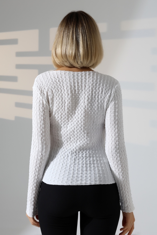 22111 KADIN JAKARLI VİYANA UZUN KOL V YAKA TSHIRT