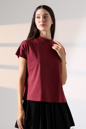 19588 KADIN DİK YAKA KISA KOLU BEDENDE PAMUKLU KISA TSHIRT
