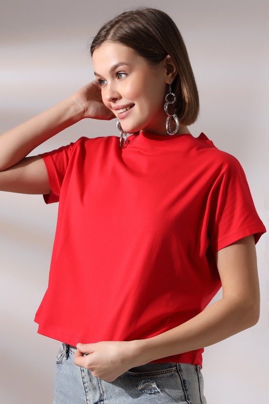 19588 BAYAN DİK YAKA KISA KOLU BEDENDE PAMUKLU KISA TSHIRT 19588 BAYAN DİK YAKA KISA KOLU BEDENDE PAMUKLU KISA TSHIRT