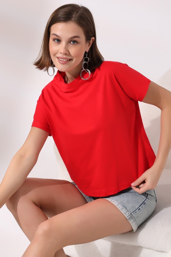 19588 BAYAN DİK YAKA KISA KOLU BEDENDE PAMUKLU KISA TSHIRT 19588 BAYAN DİK YAKA KISA KOLU BEDENDE PAMUKLU KISA TSHIRT