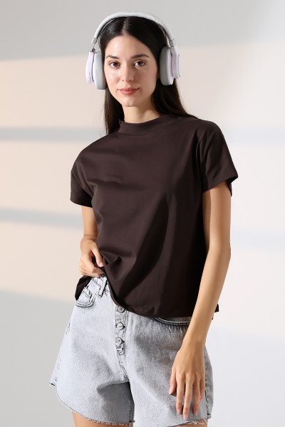 19588 KADIN DİK YAKA KISA KOLU BEDENDE PAMUKLU KISA TSHIRT