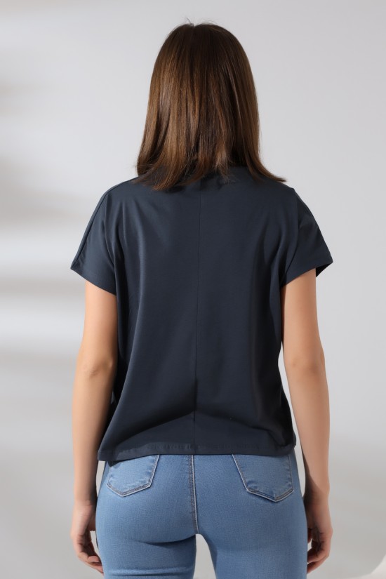 19588 KADIN DİK YAKA KISA KOLU BEDENDE PAMUKLU KISA TSHIRT