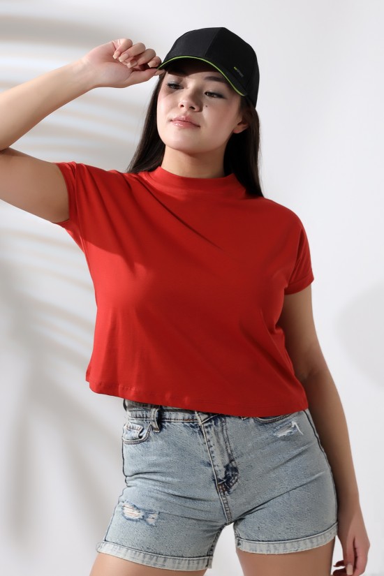 19588 BAYAN DİK YAKA KISA KOLU BEDENDE PAMUKLU KISA TSHIRT