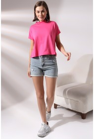 19588 KADIN DİK YAKA KISA KOLU BEDENDE PAMUKLU KISA TSHIRT 19588 KADIN DİK YAKA KISA KOLU BEDENDE PAMUKLU KISA TSHIRT