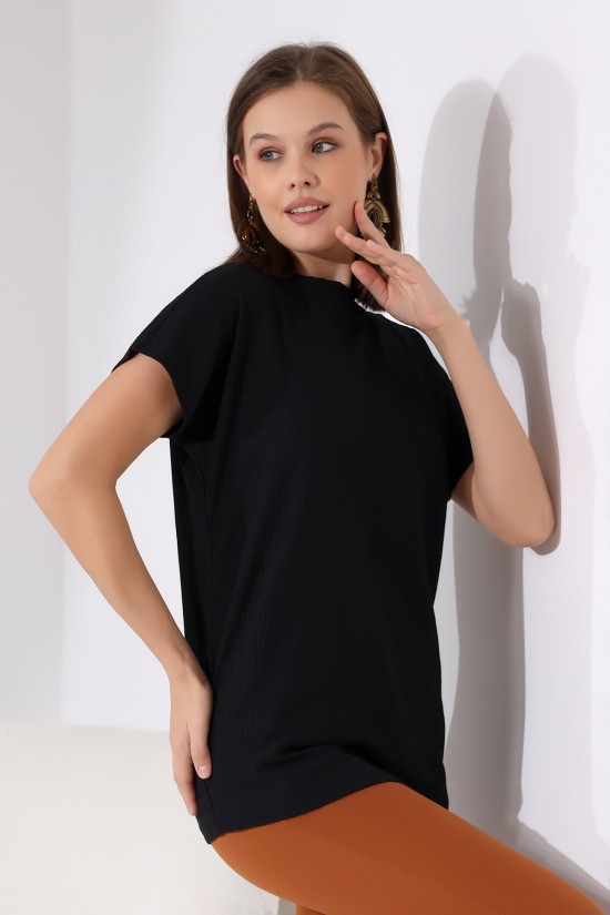 21122 BAYAN BÜRÜMCÜK YARIM BOĞAZLI YAKA KISA KOLU BEDENDE NORMAL BOY TSHIRT 21122 BAYAN BÜRÜMCÜK YARIM BOĞAZLI YAKA KISA KOLU BEDENDE NORMAL BOY TSHIRT