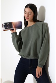 21973 KADIN 3 İP PENYE KOMPAKT ŞARDONLU KARYOKALI REGLAN KOL YANLARI KARYOKALI PARÇALI GENİŞ BİSİKLET YAKA SWEATSHIRT 21973 KADIN 3 İP PENYE KOMPAKT ŞARDONLU KARYOKALI REGLAN KOL YANLARI KARYOKALI PARÇALI GENİŞ BİSİKLET YAKA SWEATSHIRT