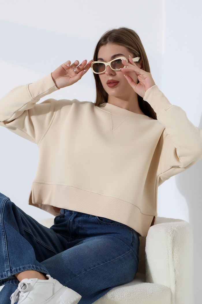 21925 KADIN 3 İP PENYE KOMPAKT ŞARDONLU YÜKSEK KAŞG YAKA ALTI ÜÇGEN KARYOKALI YANLARI YIRTMAÇLI I GENİŞ SWEATSHIRT 21925 KADIN 3 İP PENYE KOMPAKT ŞARDONLU YÜKSEK KAŞG YAKA ALTI ÜÇGEN KARYOKALI YANLARI YIRTMAÇLI I GENİŞ SWEATSHIRT