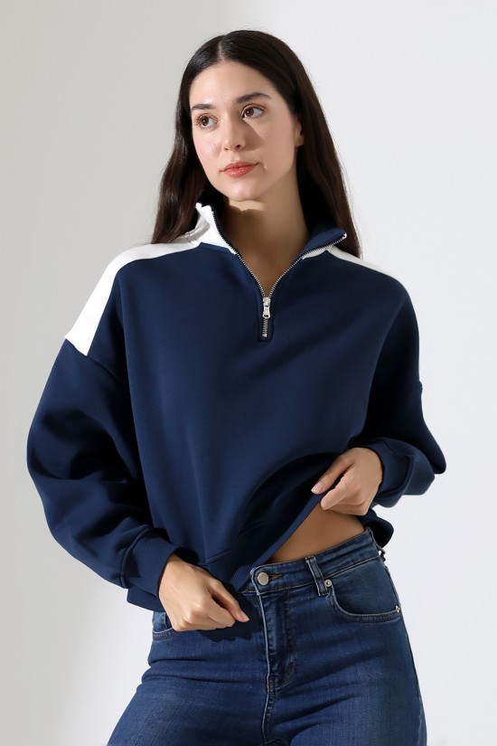 21963 KADIN 3 İP FERMUARLI KAMYONÖR GÖMLEK YAKA OMUZLARI VE YAKA GARNİLİ SALAŞ YANLARI KUPLU GENİŞ SWETSHIRT 21963 KADIN 3 İP FERMUARLI KAMYONÖR GÖMLEK YAKA OMUZLARI VE YAKA GARNİLİ SALAŞ YANLARI KUPLU GENİŞ SWETSHIRT