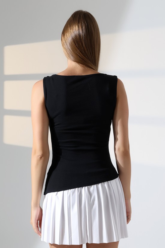 22050 KADIN KAYIK YAKA ÖN BEDENİ ASİMETRİK VE YANDAN 2 PENSLİ FULL LYC RİBANA TULUM OFİS ATLET 22050 KADIN KAYIK YAKA ÖN BEDENİ ASİMETRİK VE YANDAN 2 PENSLİ FULL LYC RİBANA TULUM OFİS ATLET