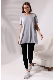 19598 KADIN KISA KOL KATLAMA. YANL YARI DİKİŞSİZ VE YIRTM.VSK BİSİKLET YAKA TUNİK TSHIRT