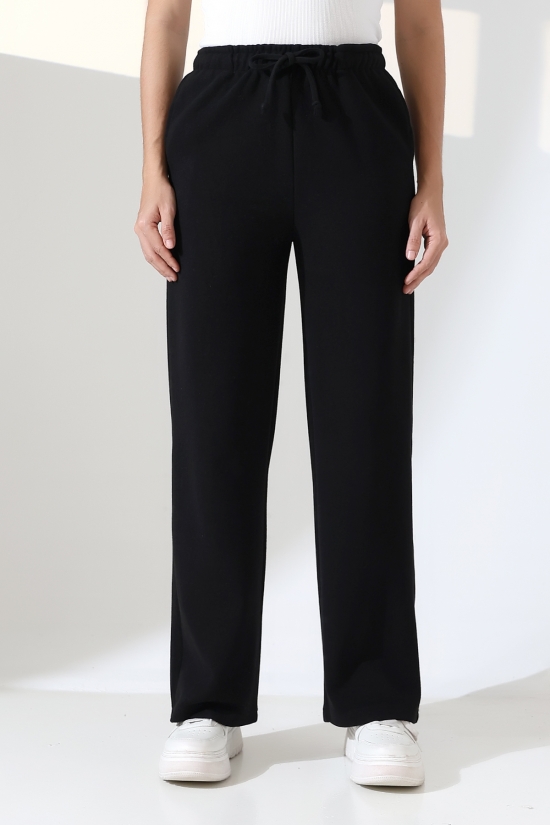 22165 KADIN FIRÇALI SELANİK CEPLİ İNCE BELLASTİKLİ PAÇASI AÇIK SALAŞ PANTOLON 22165 KADIN FIRÇALI SELANİK CEPLİ İNCE BELLASTİKLİ PAÇASI AÇIK SALAŞ PANTOLON