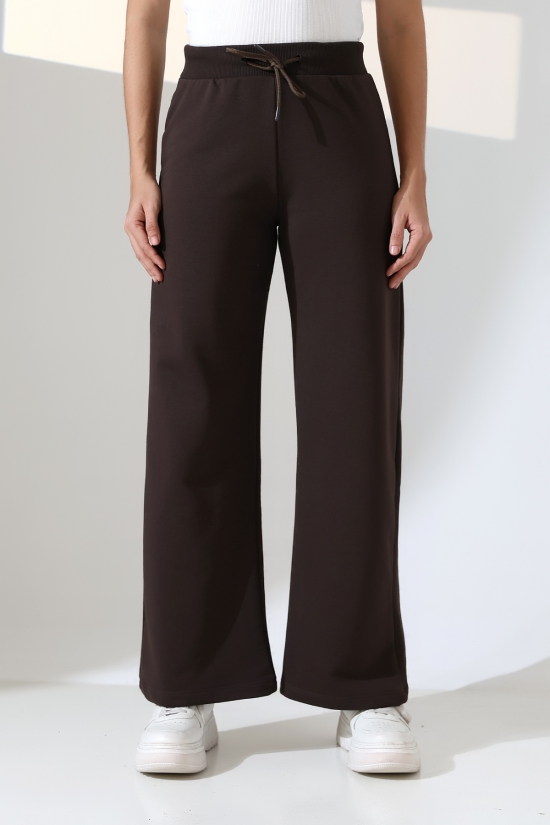 22143 KADIN DİAGONEL ŞARDONSUZ 3 İP PENYE KOMPAKT KEMERİ KAŞGORSELİ PAÇASI AÇIK EŞOFMAN PANTOLON 22143 KADIN DİAGONEL ŞARDONSUZ 3 İP PENYE KOMPAKT KEMERİ KAŞGORSELİ PAÇASI AÇIK EŞOFMAN PANTOLON