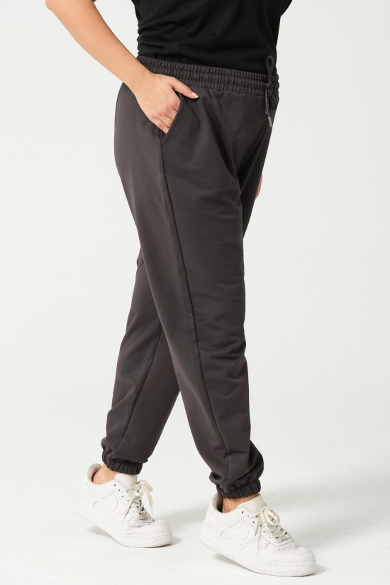 21633BB BÜYÜK BEDEN KADIN FULL LYC PENYE KOMPAKT 2 İPLİK CEPLİ PAÇASI LAST. EŞOFMAN PANTOLON 21633BB BÜYÜK BEDEN KADIN FULL LYC PENYE KOMPAKT 2 İPLİK CEPLİ PAÇASI LAST. EŞOFMAN PANTOLON