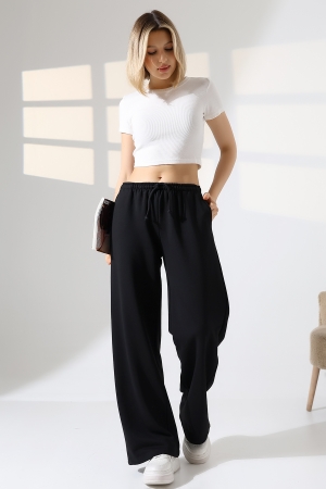 22182 KADIN DİAGONEL ŞARDONSUZ 3 İP PENYE KOMPAKT İNCE KEMERLASTİKLİ PALAZZO PAÇASI AÇIK EŞOFMAN PANTOLON 22182 KADIN DİAGONEL ŞARDONSUZ 3 İP PENYE KOMPAKT İNCE KEMERLASTİKLİ PALAZZO PAÇASI AÇIK EŞOFMAN PANTOLON