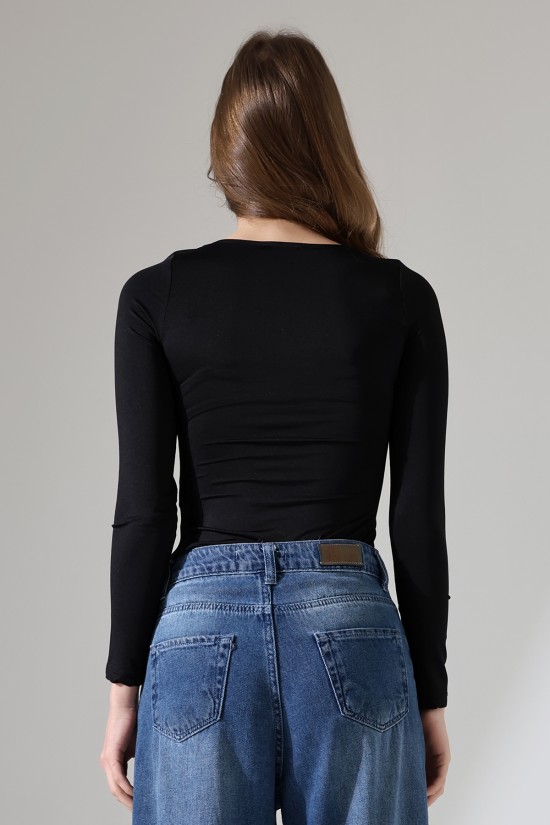 21940 KADIN FULL LYC MİKRO TULUM KARE YAKA UZUN KOL ALTI KÜLOTLU VE ÇITÇITLI TSHIRT 21940 KADIN FULL LYC MİKRO TULUM KARE YAKA UZUN KOL ALTI KÜLOTLU VE ÇITÇITLI TSHIRT